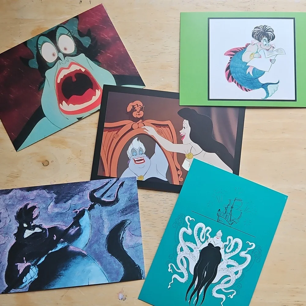 DISNEY VILLAINS POSTCARDS PACK